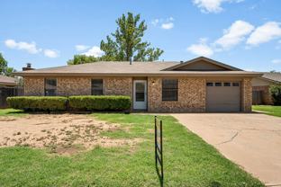 5915 13th St - Photo 1 of 1