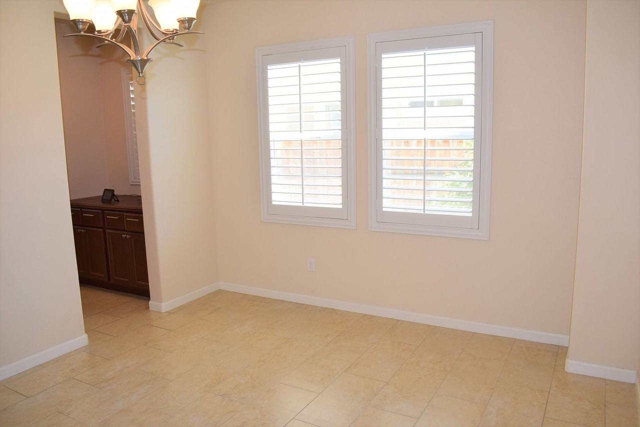 8280 Columbo Cir - Photo 7 of 18