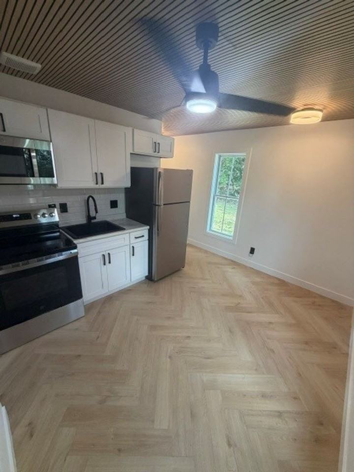 512 N 10th St - Photo 6 of 22