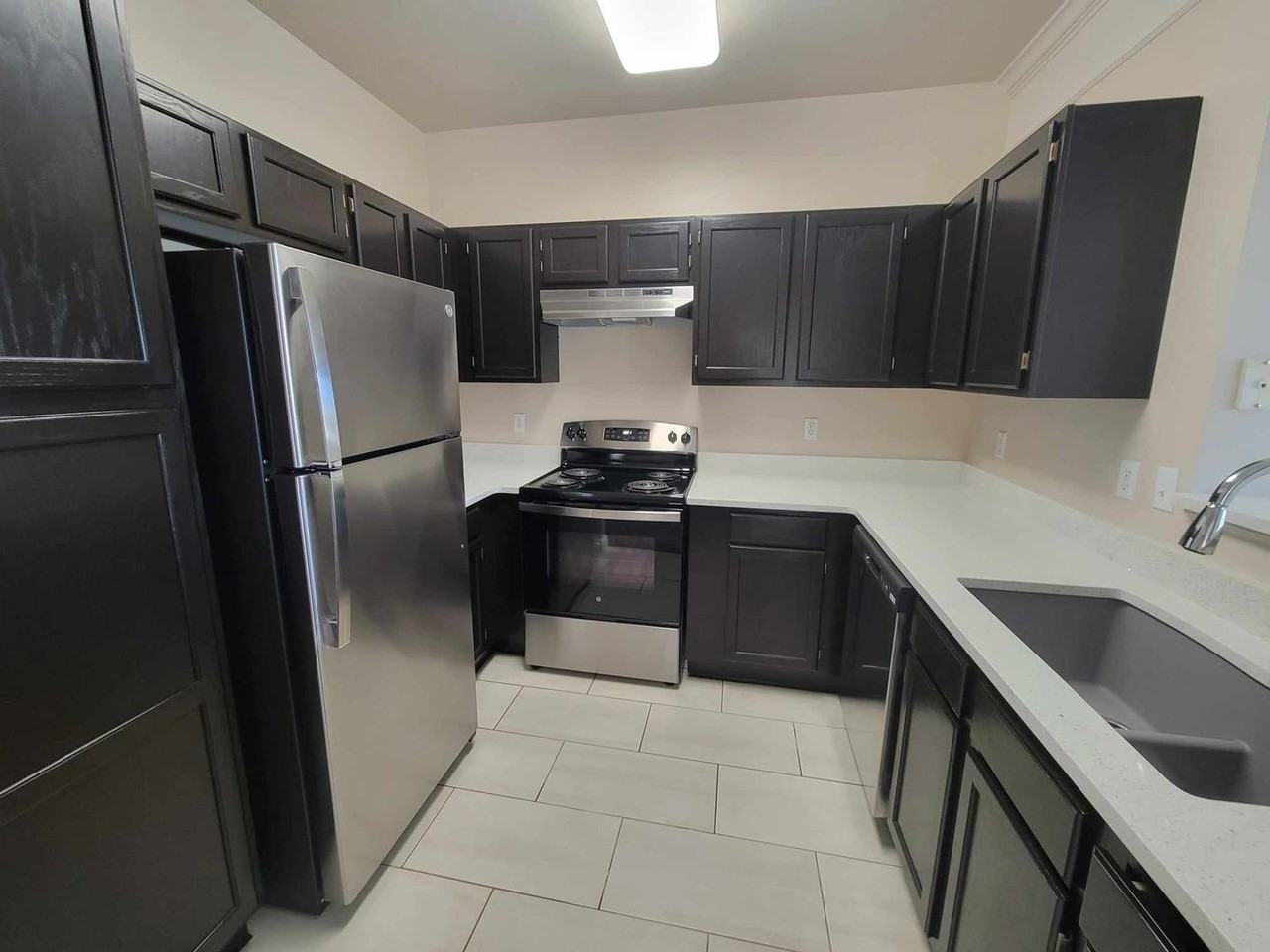 Cortland Ridge Apartments - Photo 3 of 18