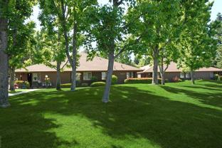 7400 N Laurelglen Blvd - Photo 1 of 1