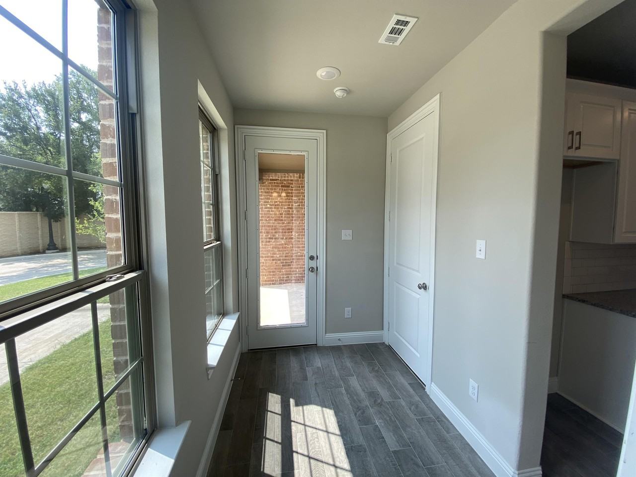 801 Ponds Edge Ln #0 - Photo 3 of 28