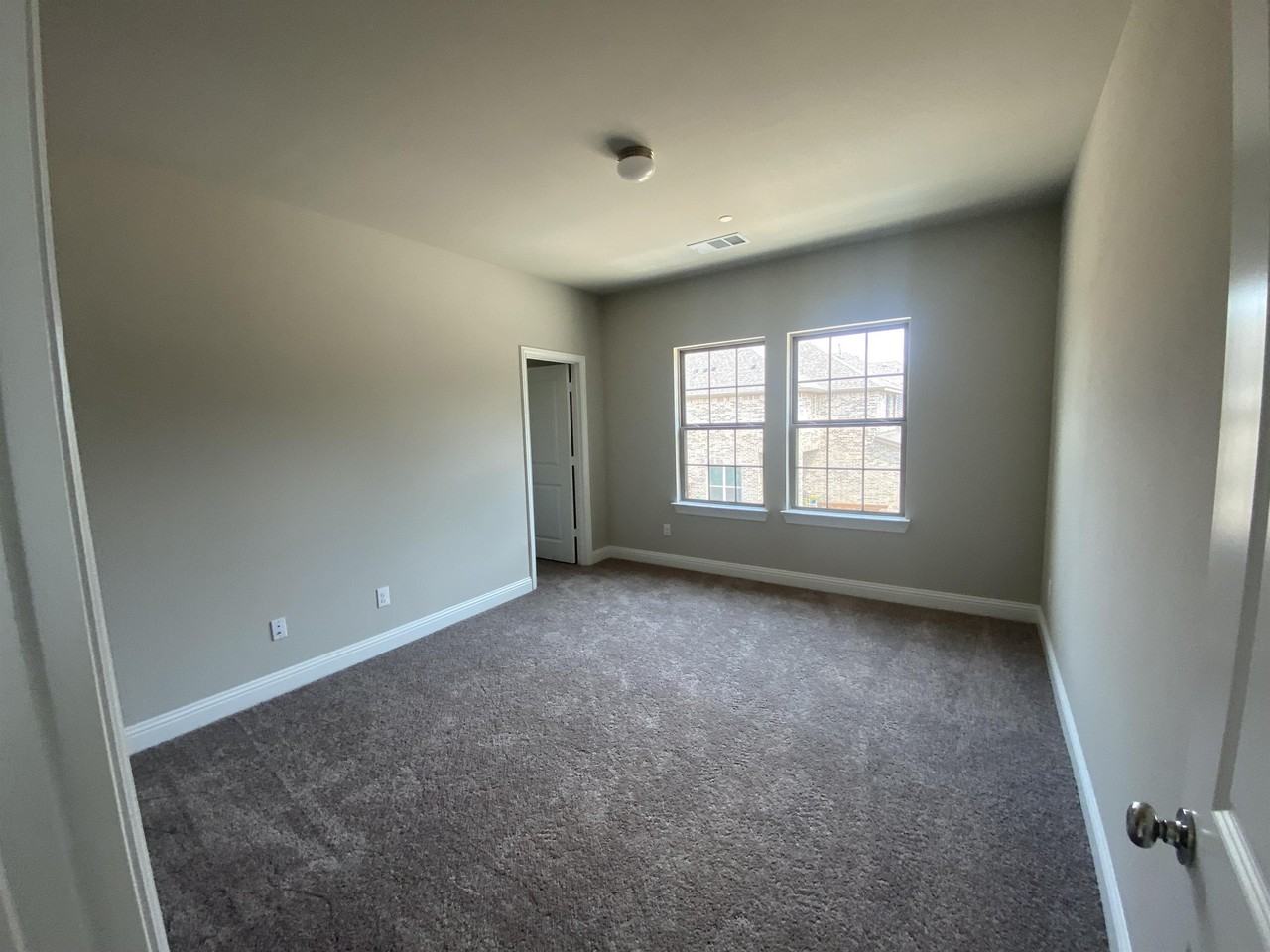 801 Ponds Edge Ln #0 - Photo 7 of 28