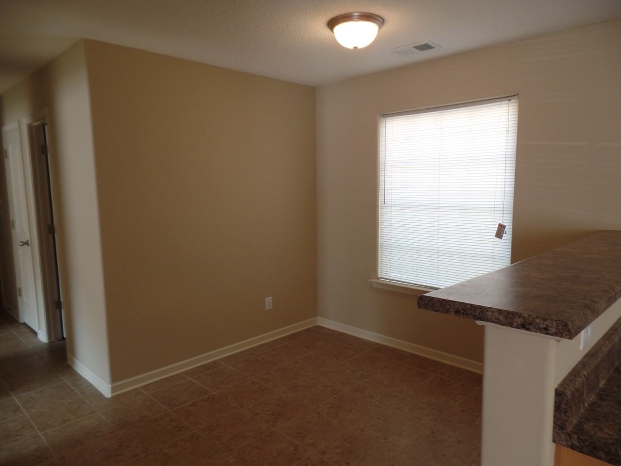 7928 Jadewood Cv - Photo 4 of 7