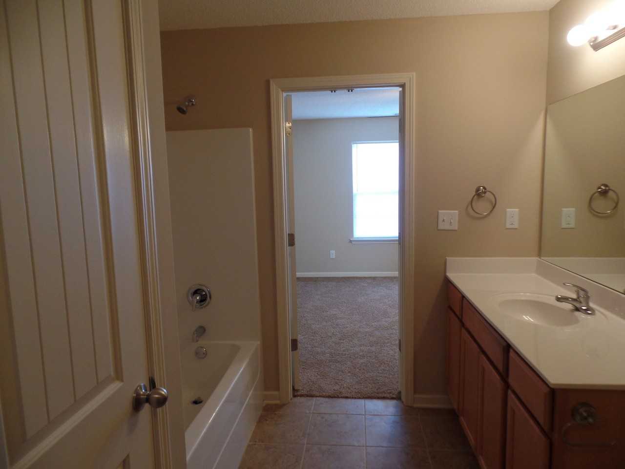 7928 Jadewood Cv - Photo 5 of 7