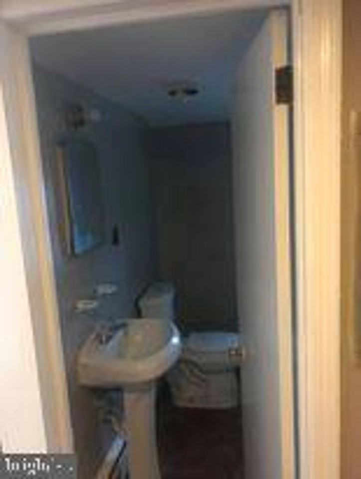 268 Weber Ave - Photo 6 of 14