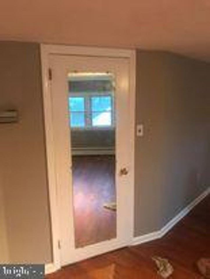 268 Weber Ave - Photo 7 of 14