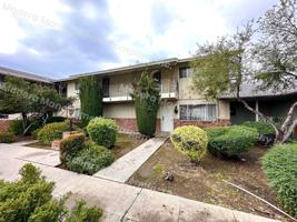 featured image of 901 W 6th St