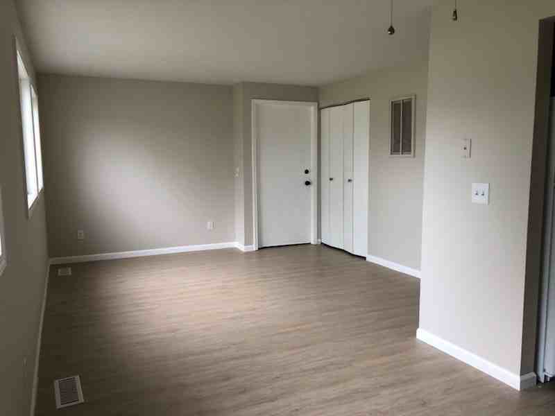3359 Mahoney Dr - Photo 4 of 8