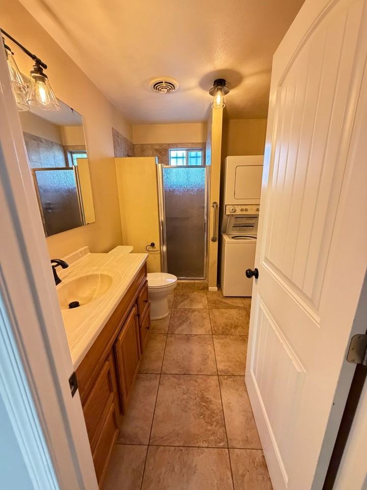 114 S Lesueur - Photo 7 of 21