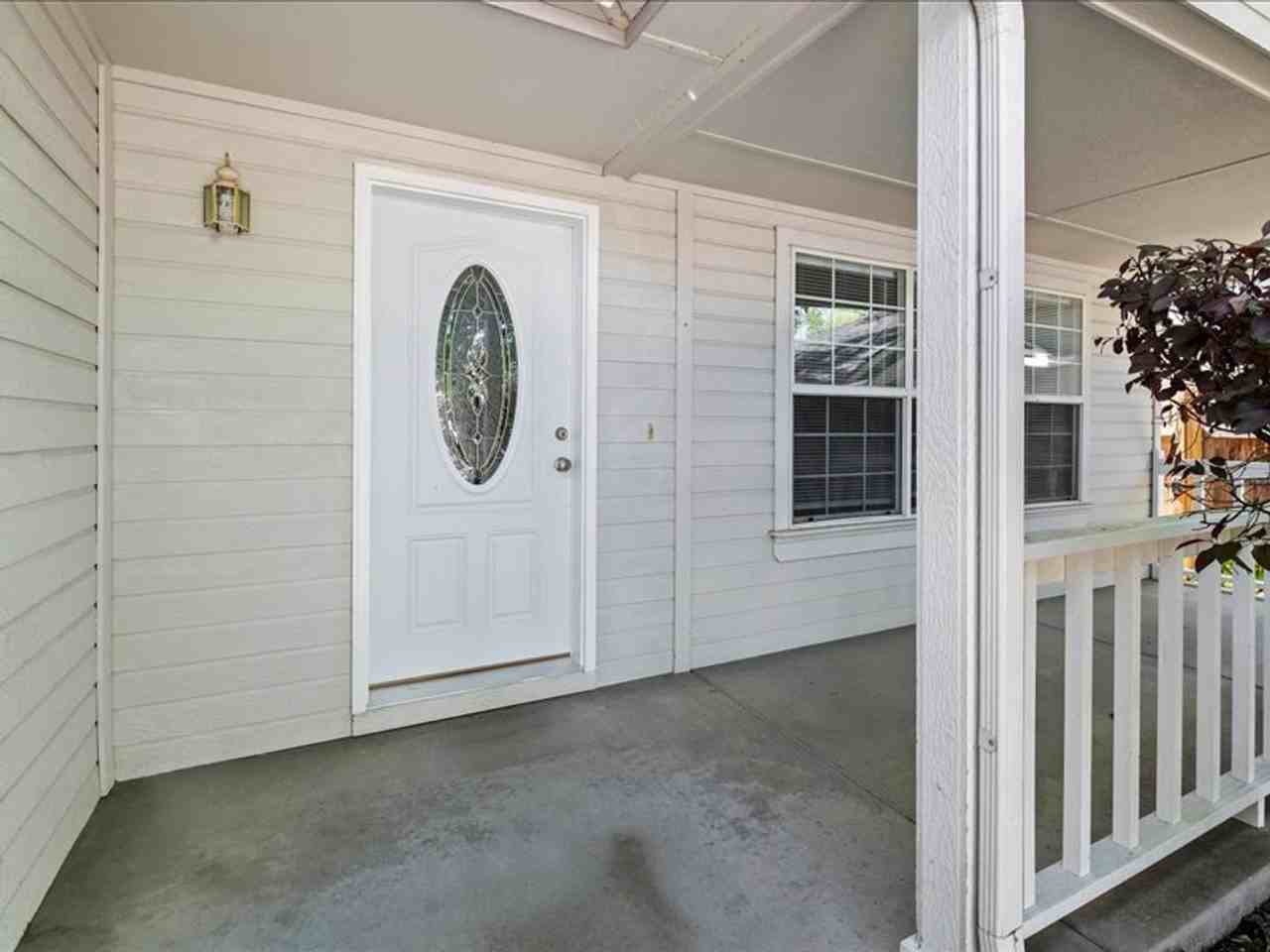 14180 W Chadford Dr - Photo 4 of 32