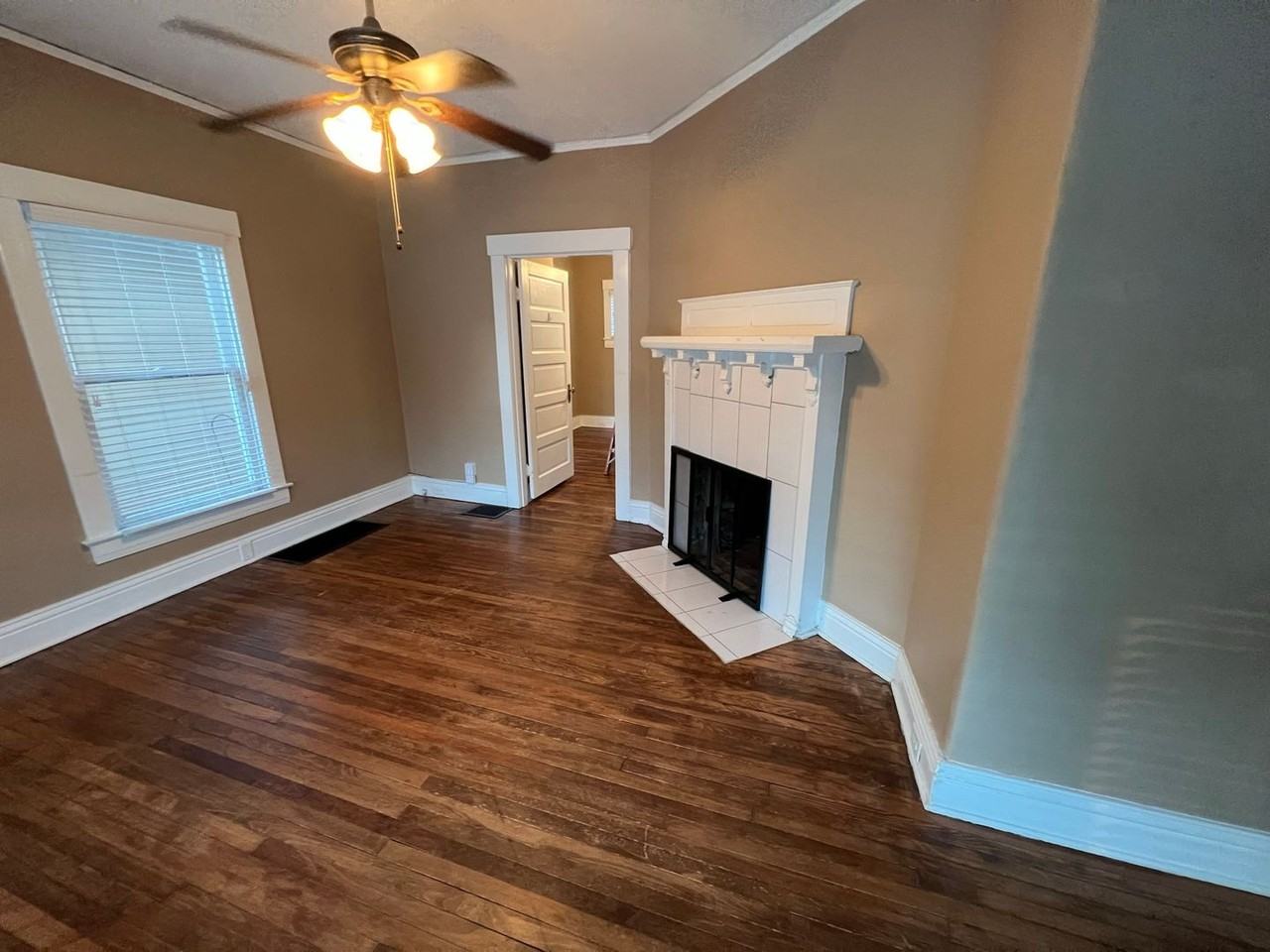 2831 Westminster Ct - Photo 4 of 15