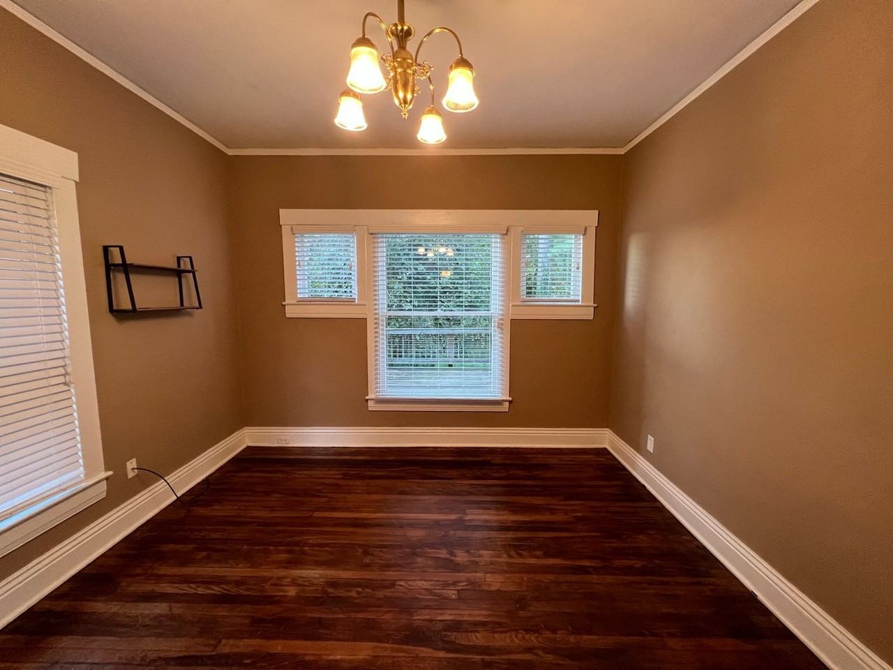 2831 Westminster Ct - Photo 5 of 15