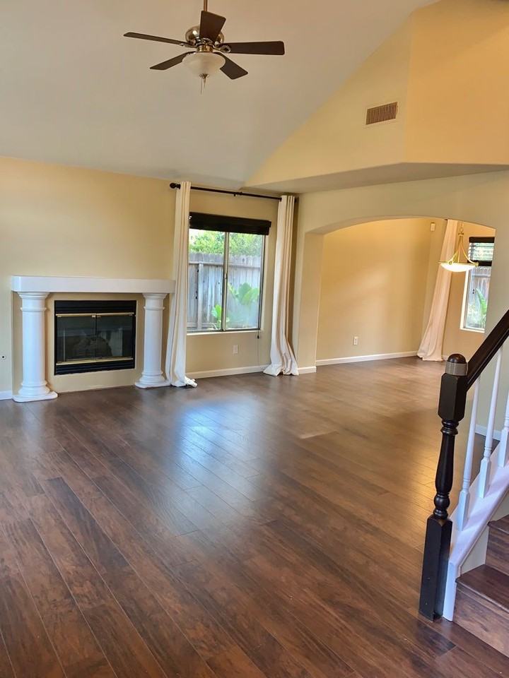 1023 E Freedom Ave - Photo 3 of 22