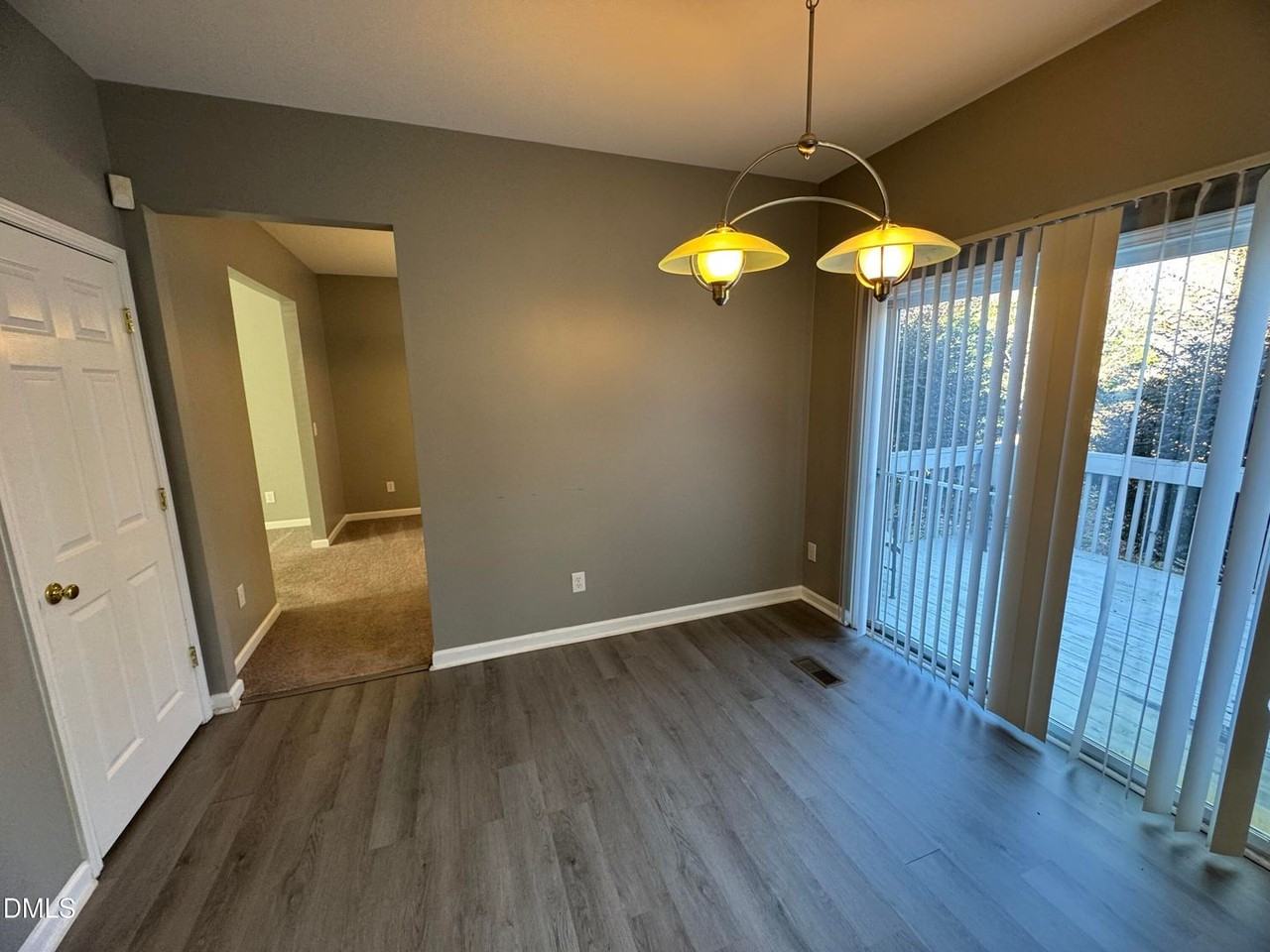 3228 Forest Mill Cir - Photo 3 of 17