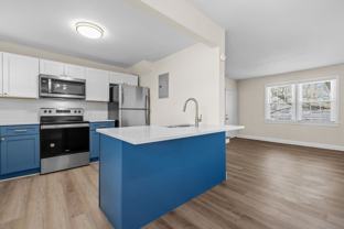 906 Clarendon St #A - Photo 1 of 1