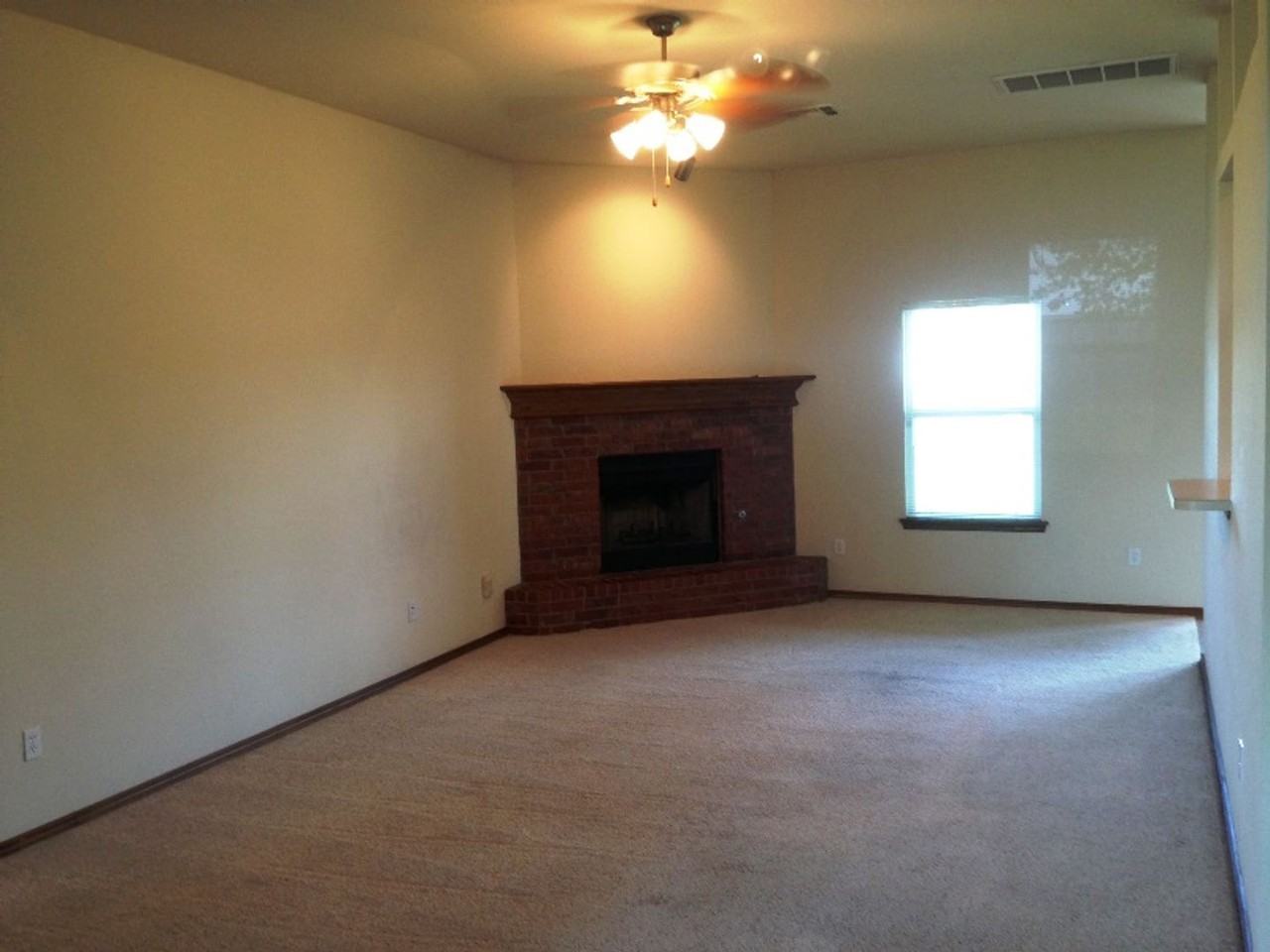 1608 Jordan Dr - Photo 6 of 6