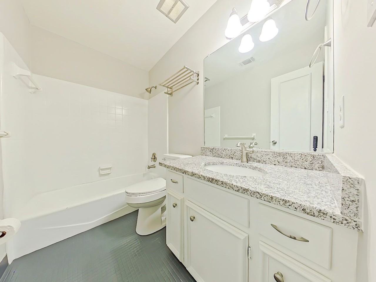 850 Brookfield Pkwy - Photo 6 of 15