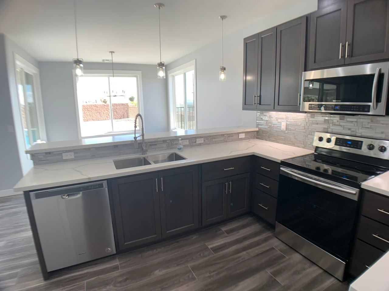 3050 Palisades Dr - Photo 6 of 24