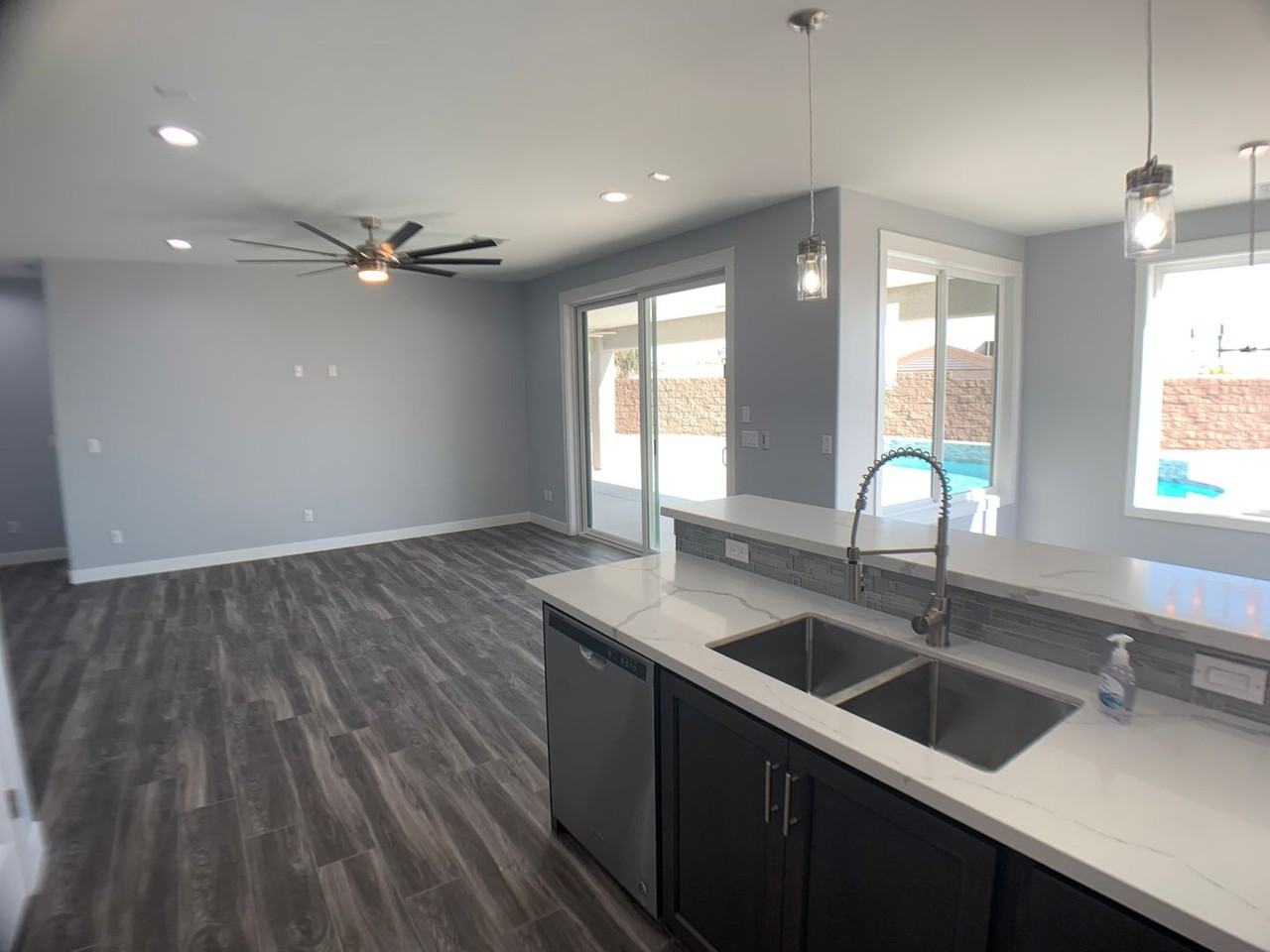 3050 Palisades Dr - Photo 7 of 24
