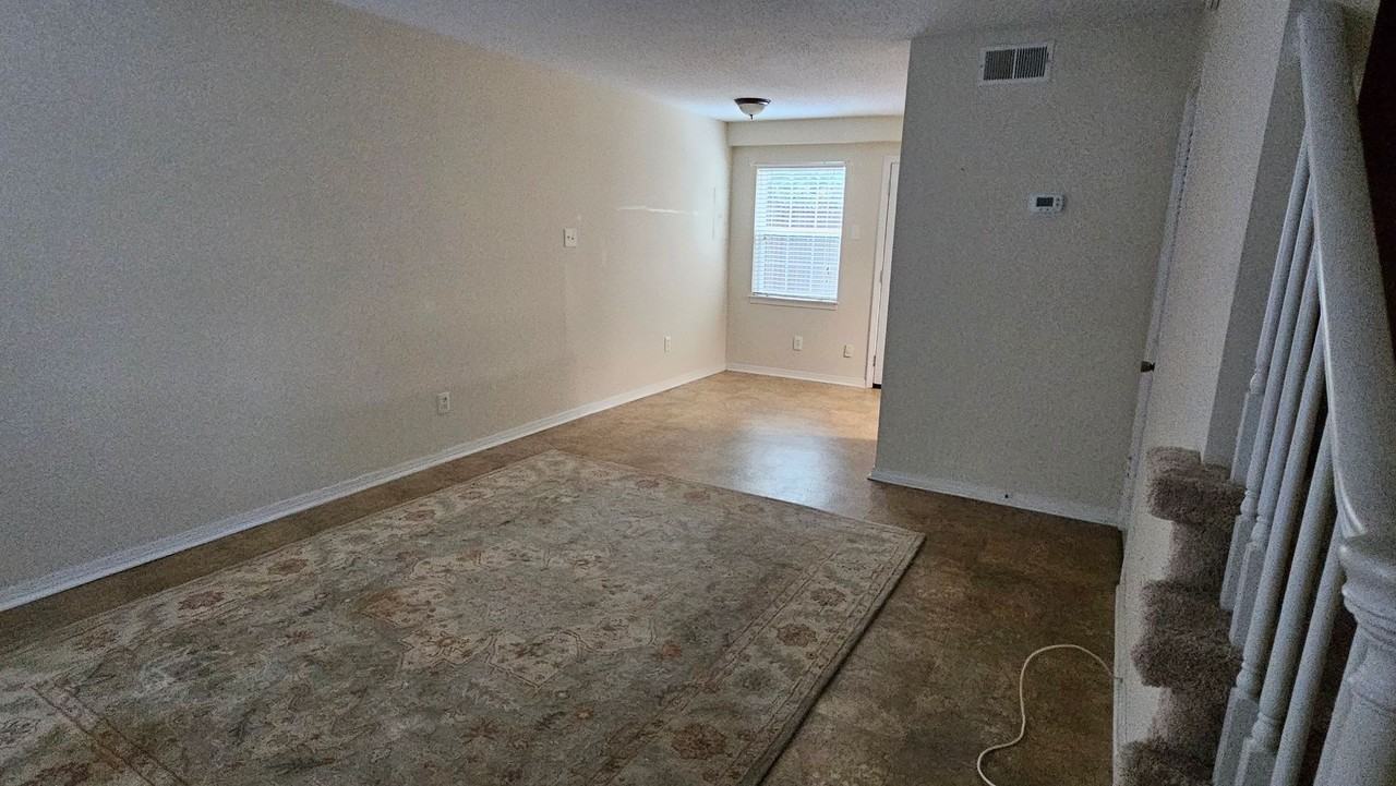 110F Du Rhu Dr - Photo 2 of 10