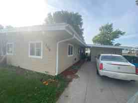 1304 Vandenburg Cir - Photo 1 of 1