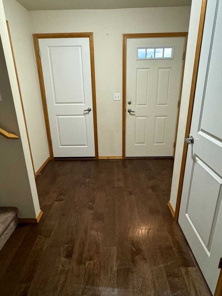 421 Ne Ohenry Ct - Photo 2 of 16
