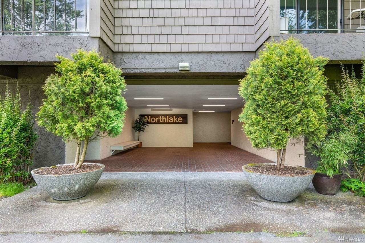 6858 139th Ave Ne #700 - Photo 2 of 15