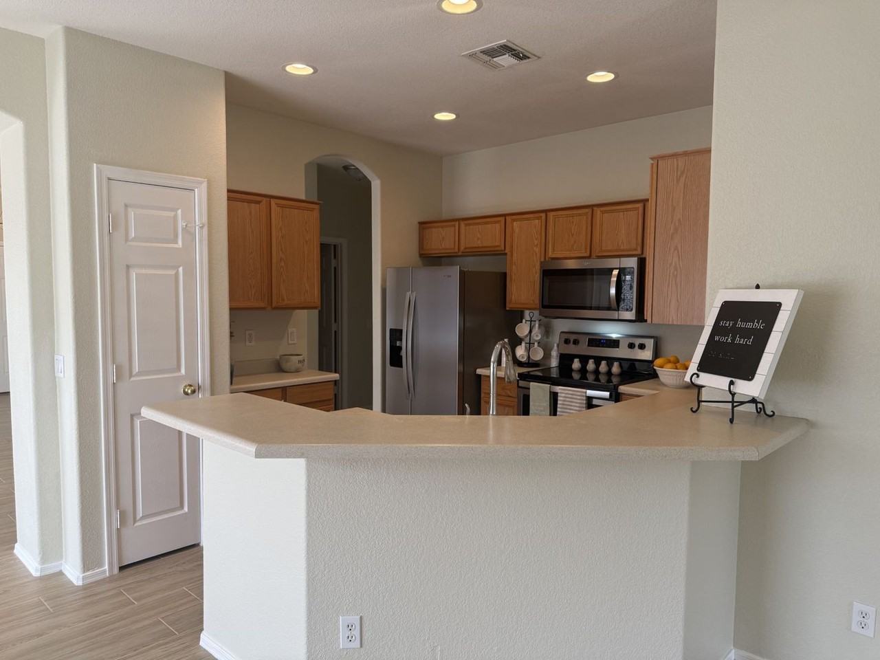 3587 S Arroyo Ln - Photo 5 of 20