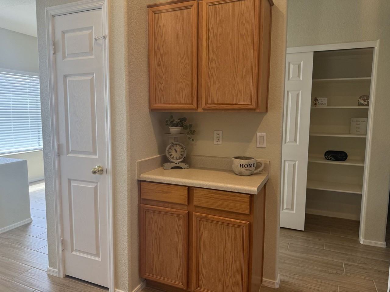 3587 S Arroyo Ln - Photo 7 of 20