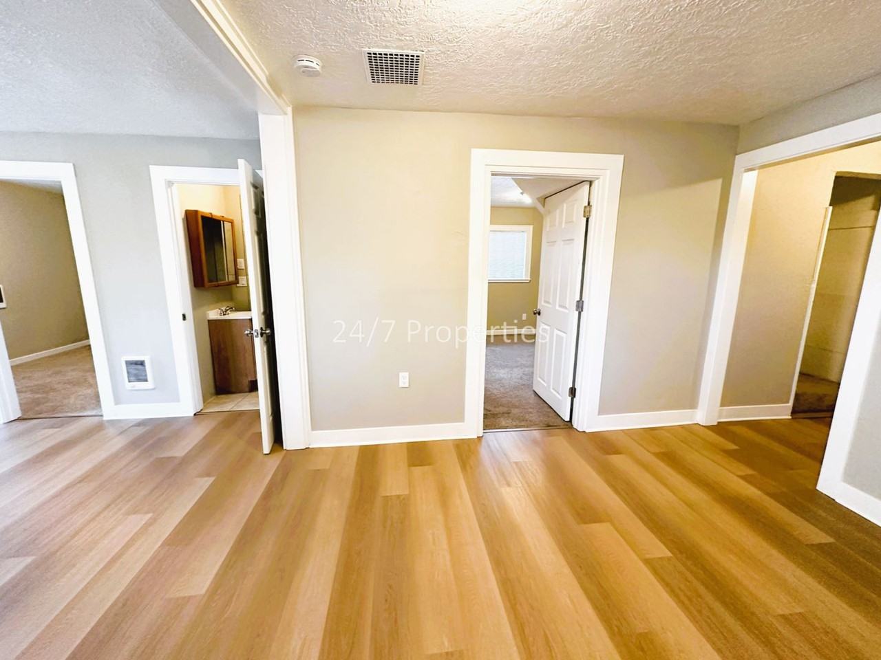 860 Shipping St Ne - Photo 5 of 22