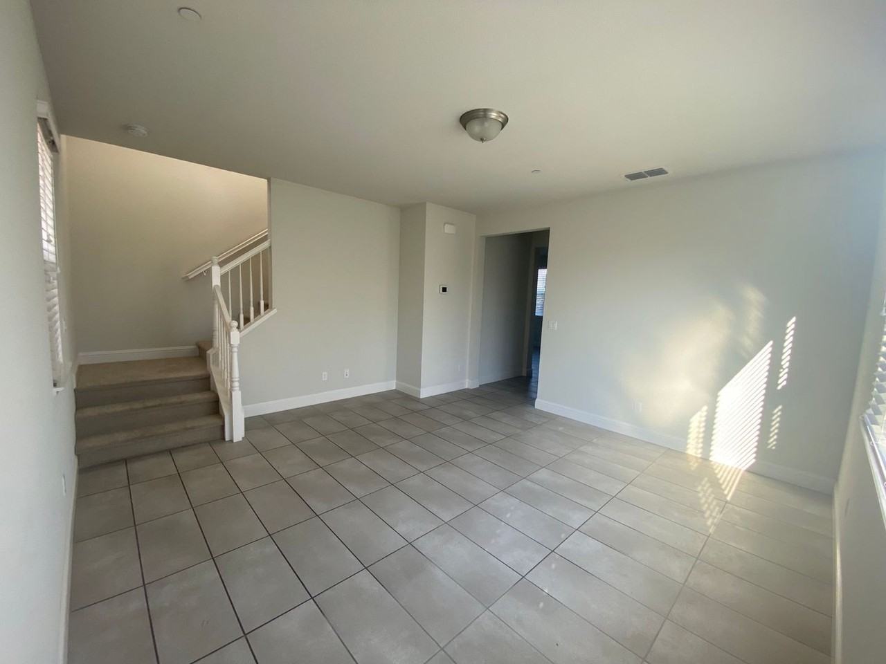 35 Huddlestone Cir - Photo 7 of 32