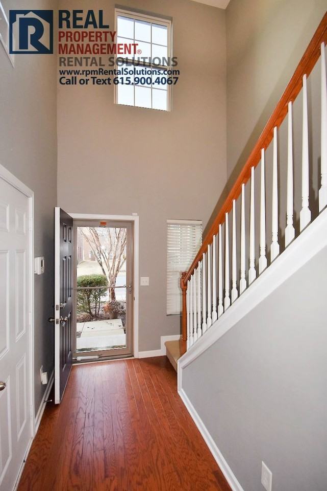 1308 Crown Point Pl - Photo 3 of 23