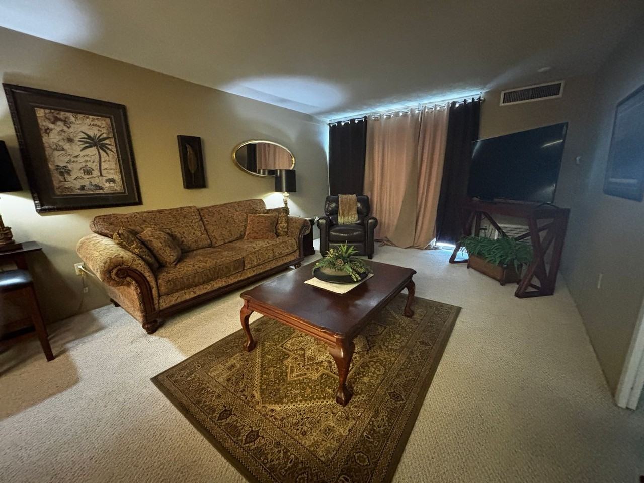 740 Weston Rd - Photo 5 of 29