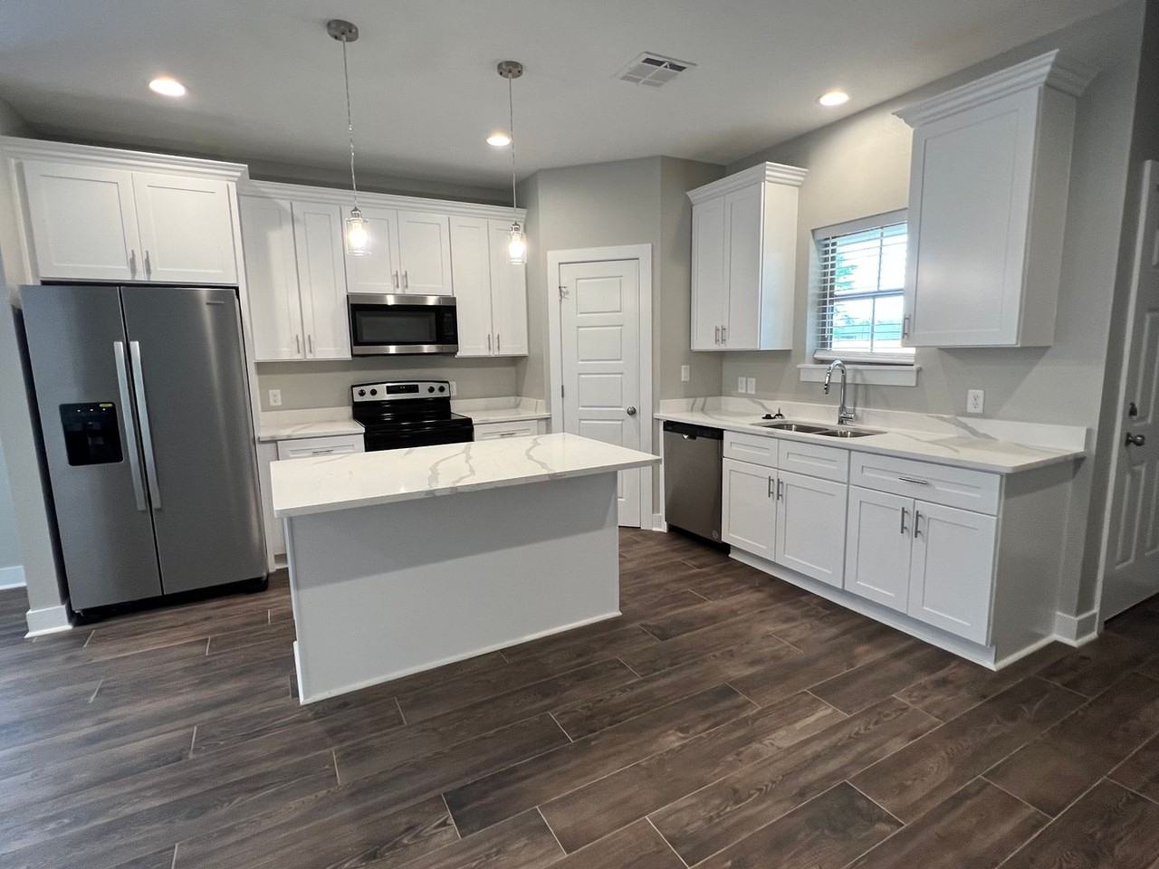 5030 S Prien Lake Rd #F - Photo 2 of 12