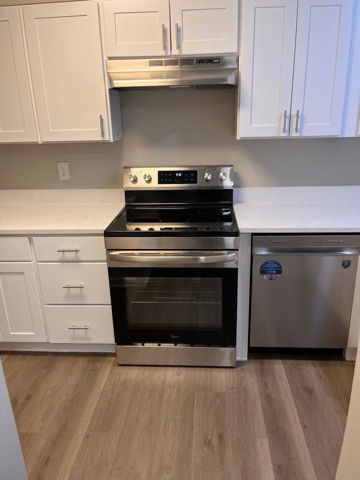 506 N Greensboro St #23 - Photo 4 of 11