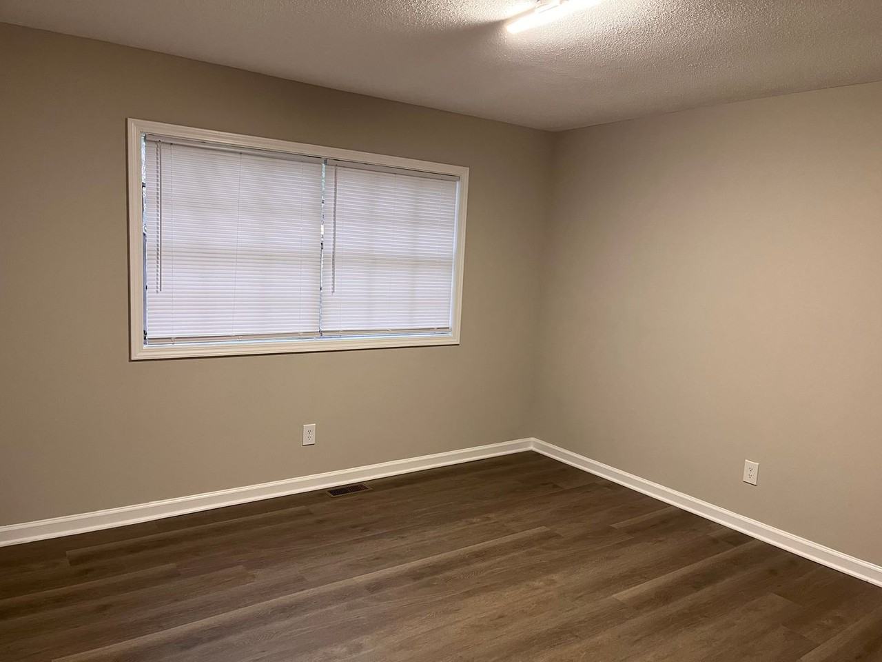 506 N Greensboro St #23 - Photo 7 of 11