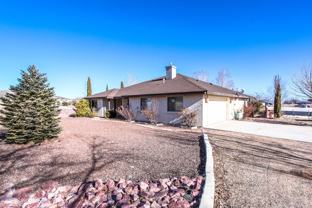 2765 N Yuma Dr - Photo 1 of 1