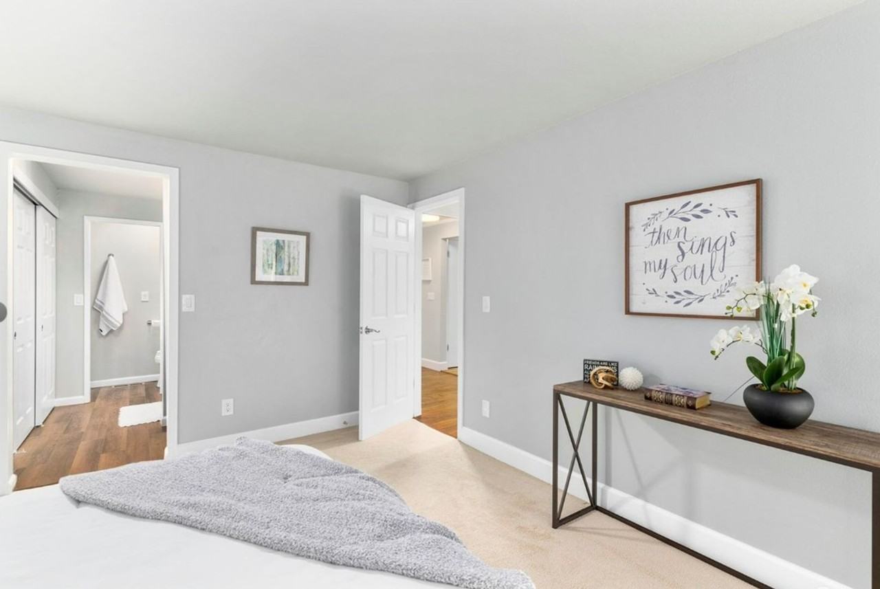 9908 Ne 124th St #906 - Photo 3 of 26