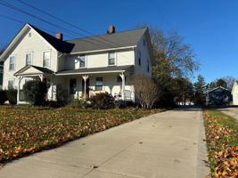 featured image of 4916 W 220th St