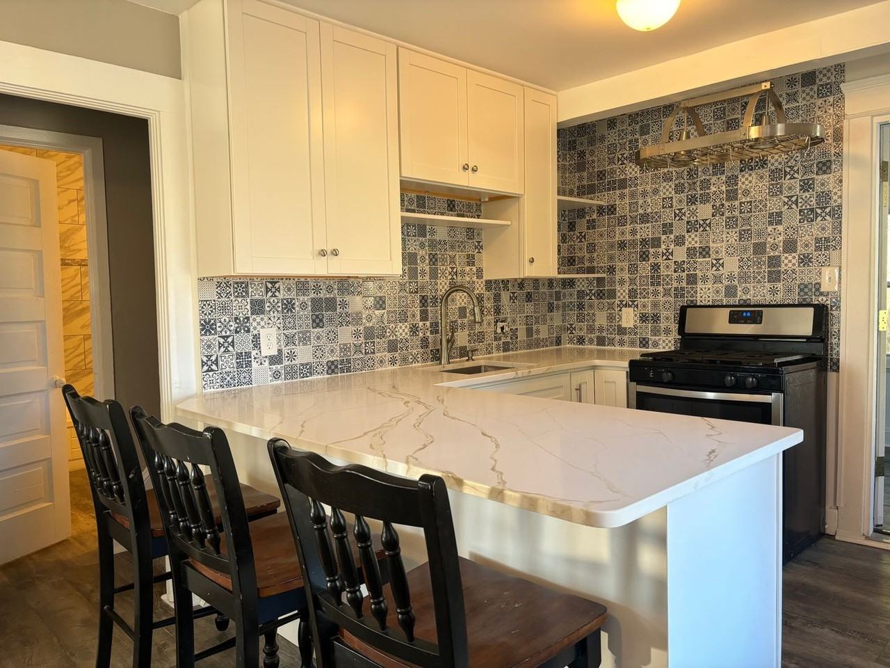 4916 W 220th St - Photo 3 of 10