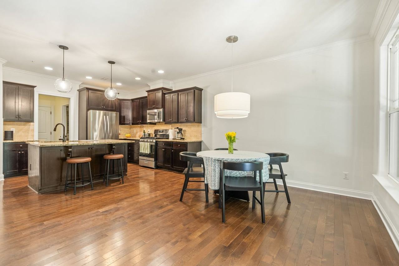 344 Rose Walk Ln - Photo 4 of 33
