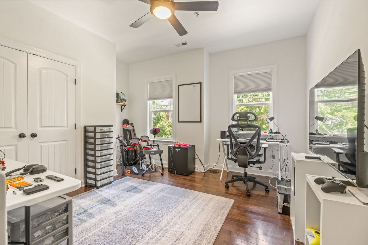 344 Rose Walk Ln - Photo 7 of 33