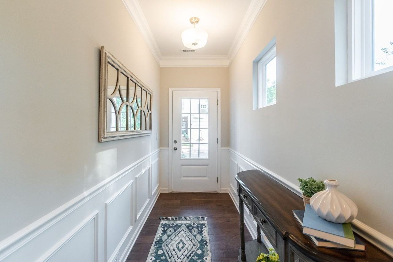 4016 Keeley Dr - Photo 2 of 6