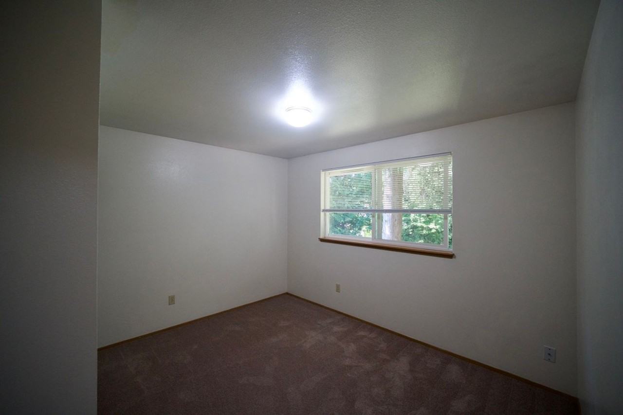 9503 15th St Se #A - Photo 5 of 12