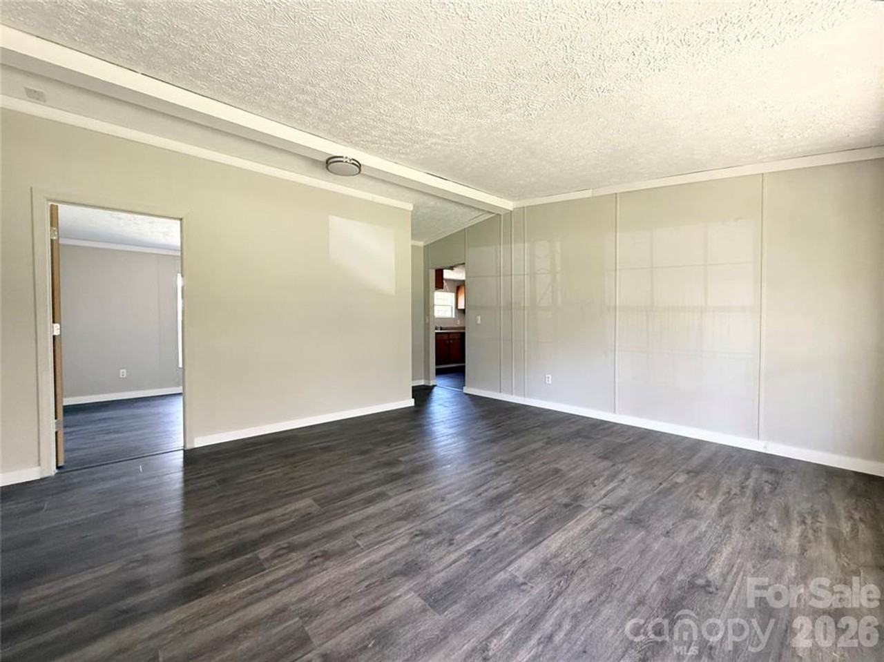 129 Reed St - Photo 5 of 20