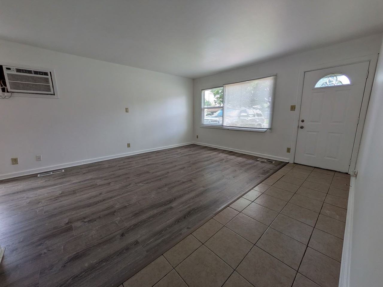 7601 Kentucky Ave - Photo 4 of 6