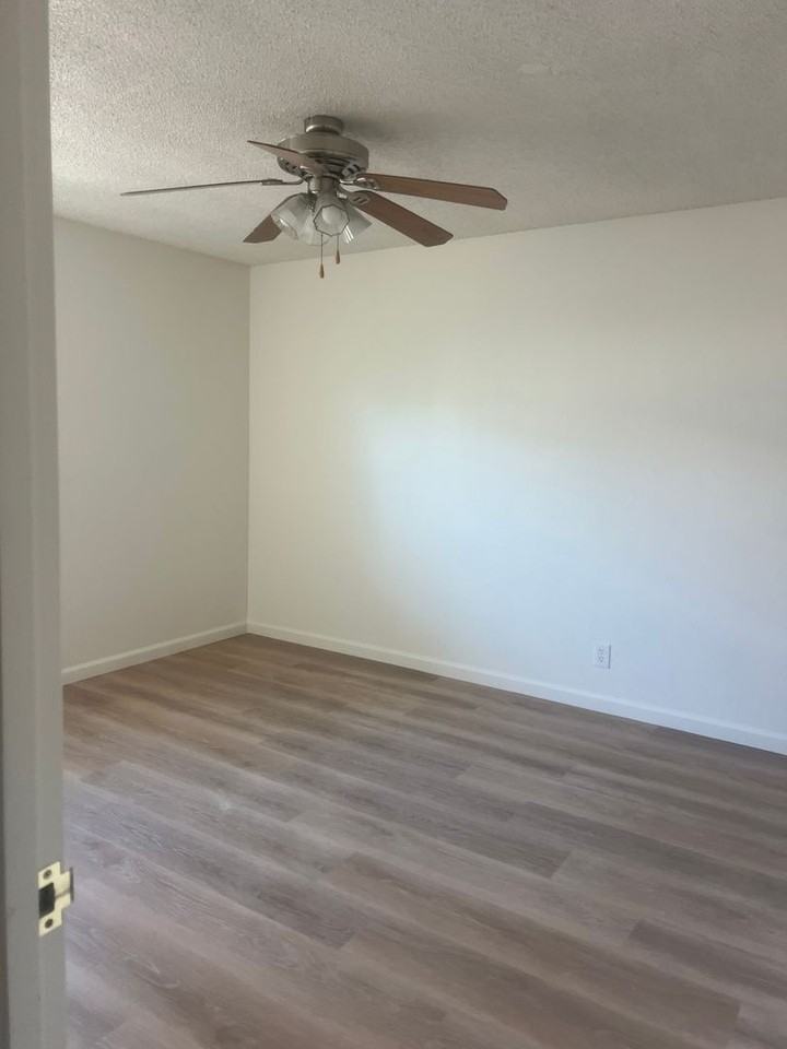2221 Princeton Dr #11 - Photo 6 of 11