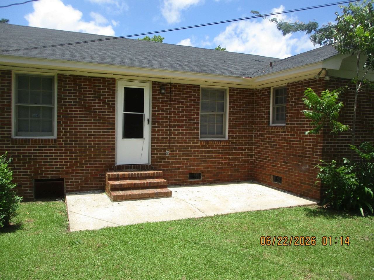 1108 Duke Ln - Photo 2 of 14