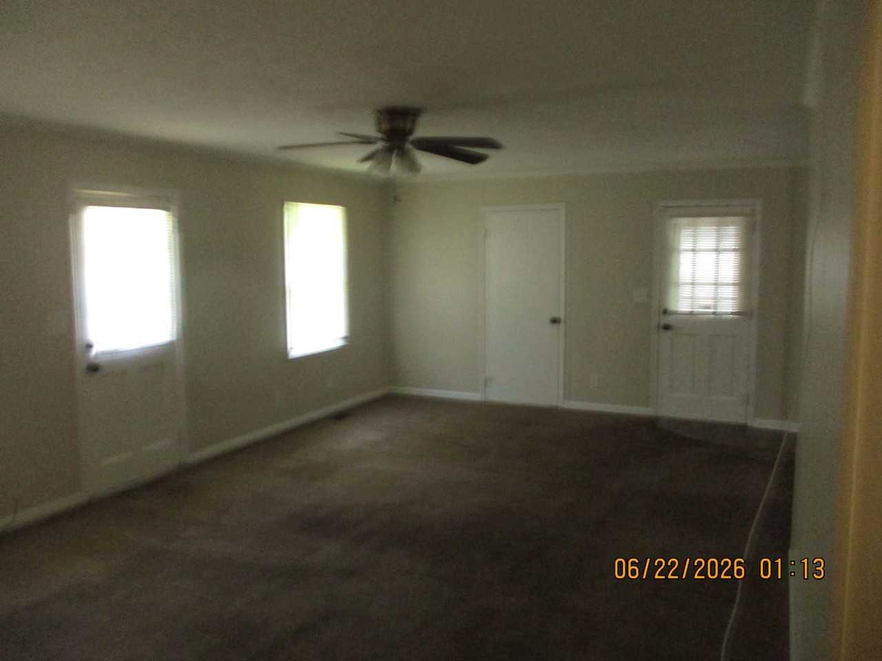 1108 Duke Ln - Photo 5 of 14
